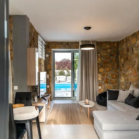 Achinos Luxury Accomodation- Chalkidiki Villa