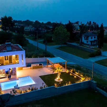 Achinos Luxury Accomodation- Chalkidiki Pefkochori