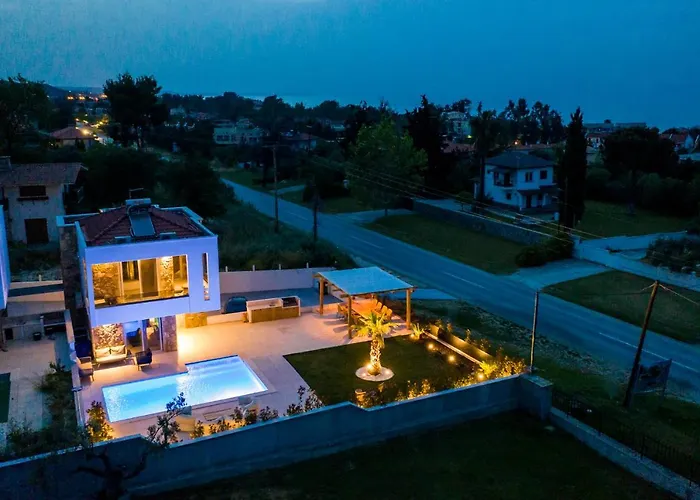 Achinos Luxury Accomodation- Chalkidiki Pefkohóri